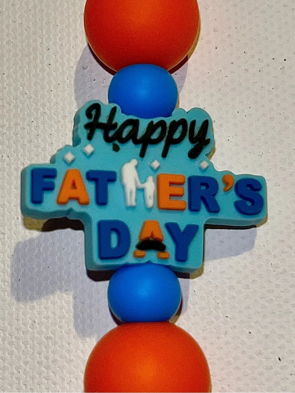 ‘Happy Father's Day’ Keychain w/Father & Child & Orange & Blue Accents